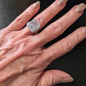 Bella Luce 13.31 ctw White Diamond Stimulant rhodium over sterling silver ring